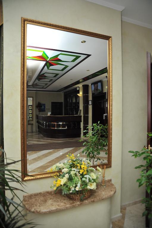 Slava Hotel Zaporizhia Kültér fotó