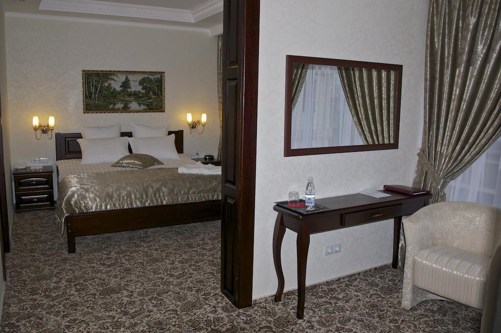 Slava Hotel Zaporizhia Szoba fotó