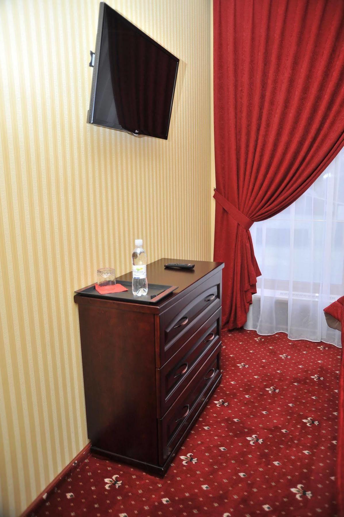 Slava Hotel Zaporizhia Kültér fotó