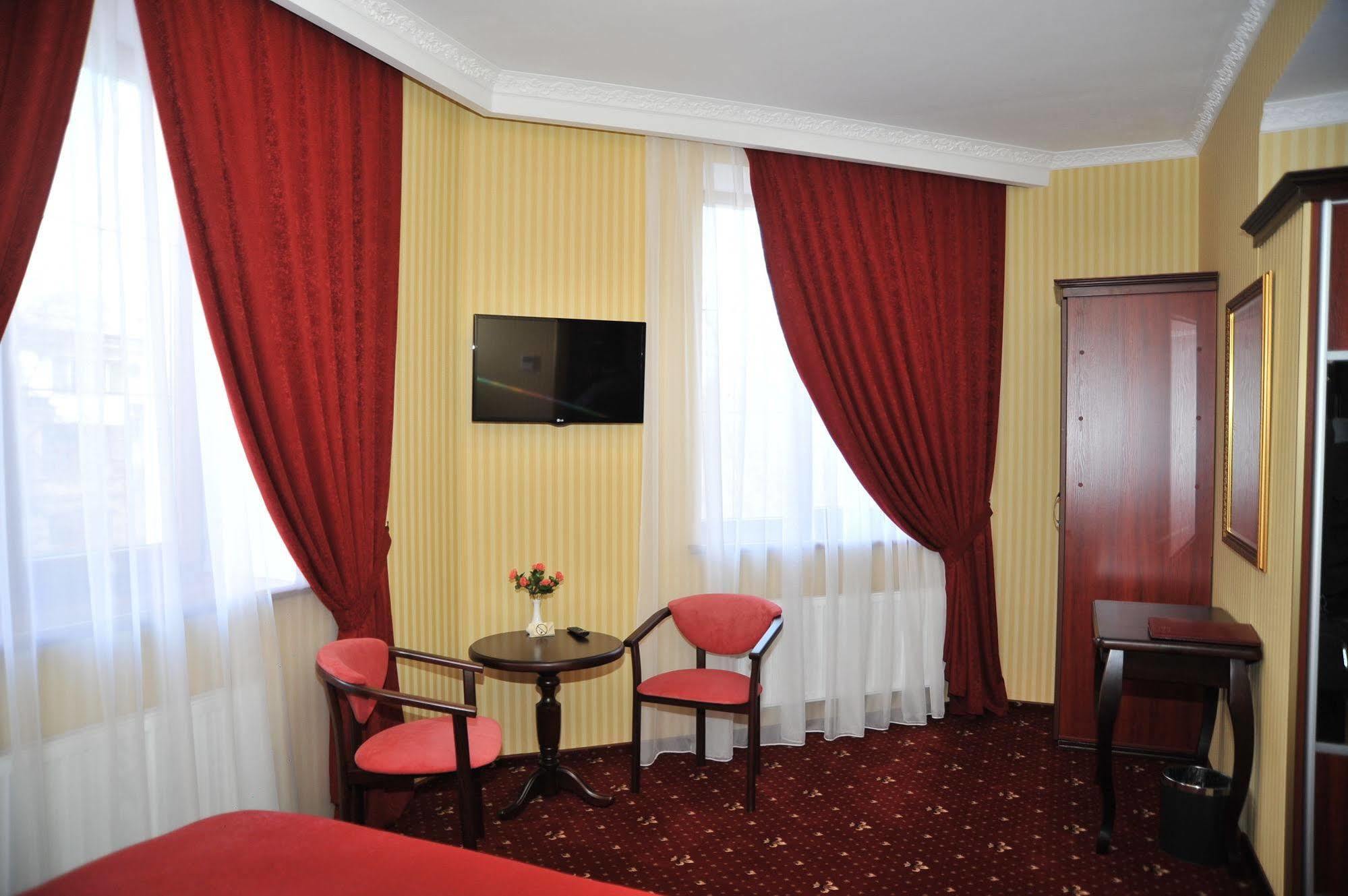 Slava Hotel Zaporizhia Kültér fotó