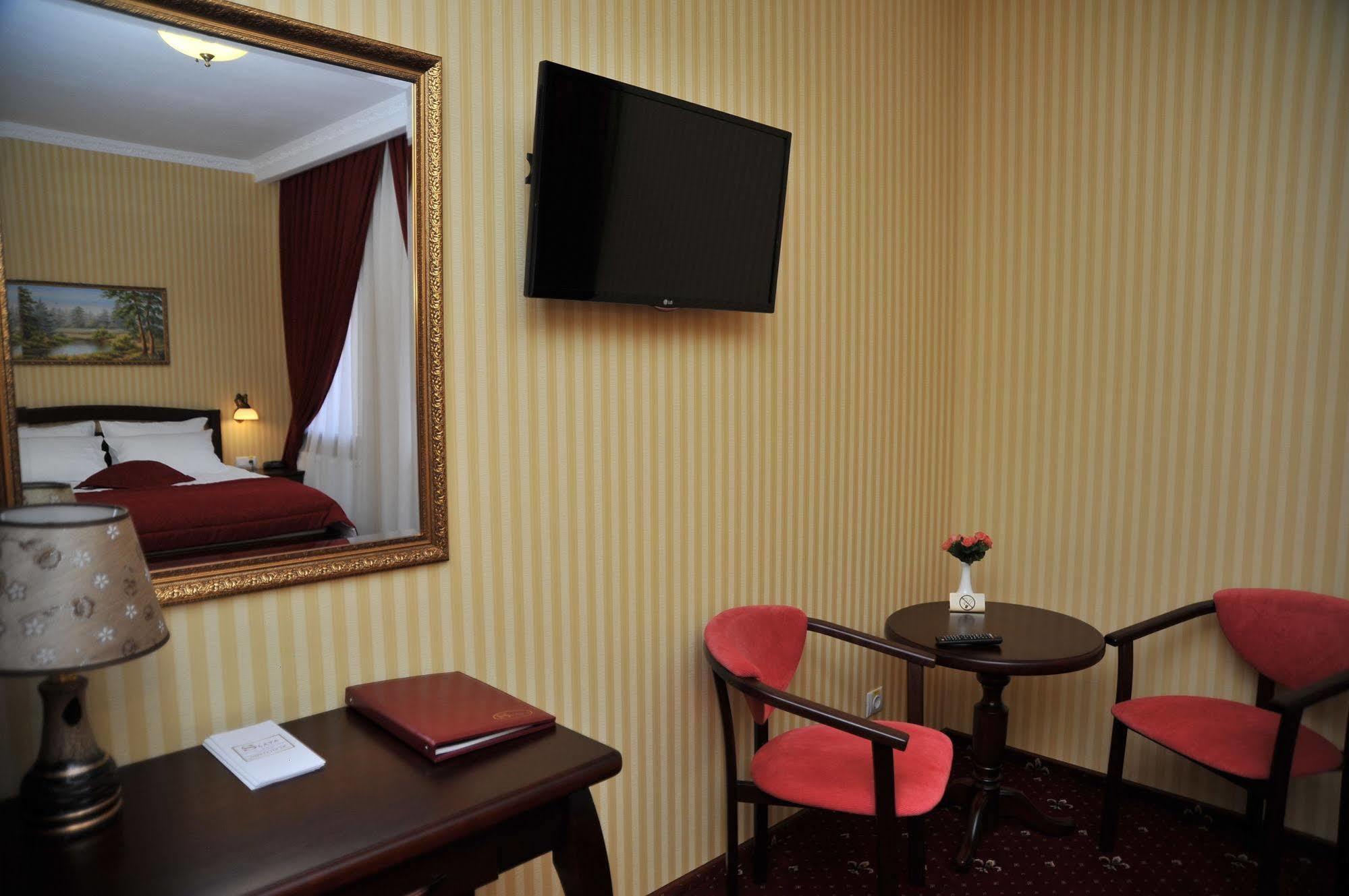 Slava Hotel Zaporizhia Kültér fotó